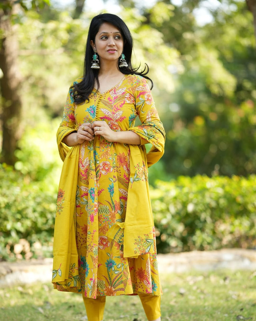 Elegant Anarkali Kurta set