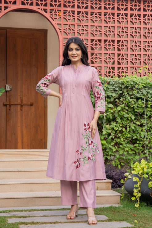 ROSE CHARM KURTI SET