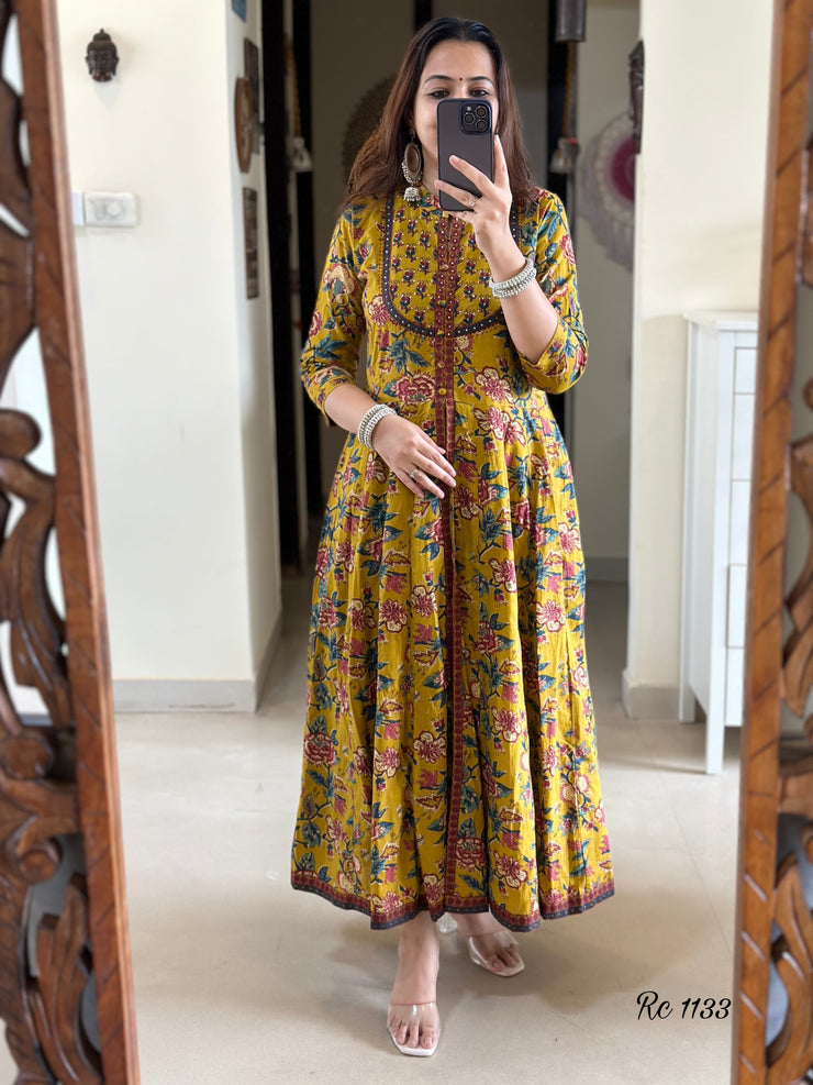 Teaditional Anarkali Kurta set