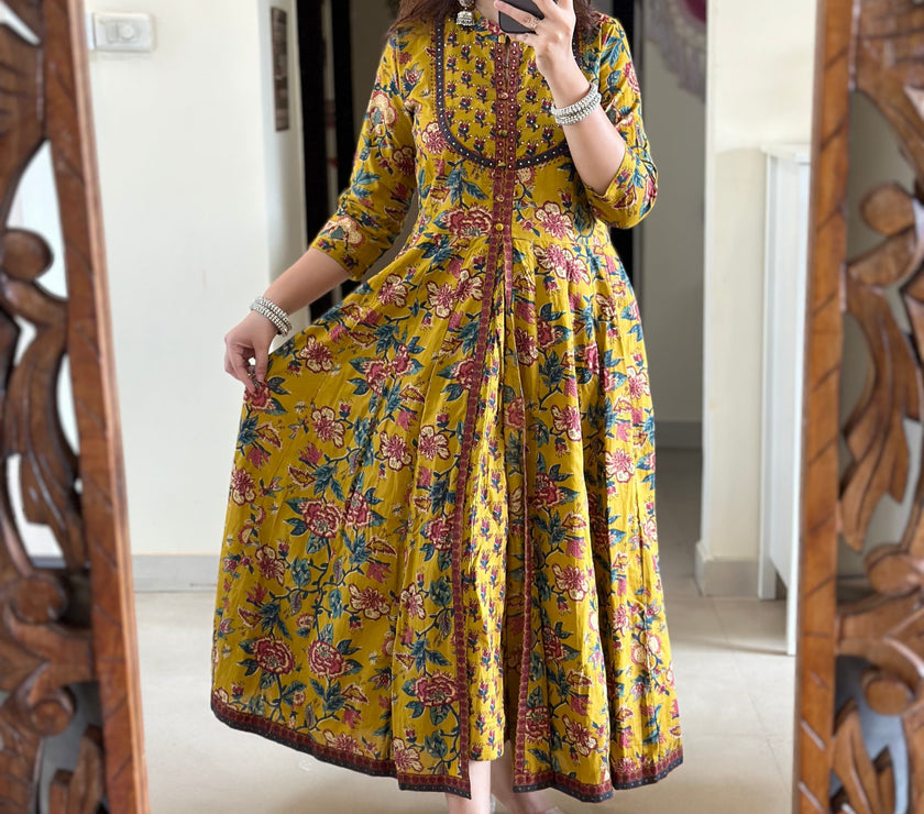 Teaditional Anarkali Kurta set