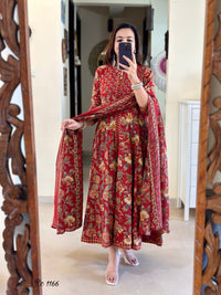 Teaditional Anarkali Kurta set