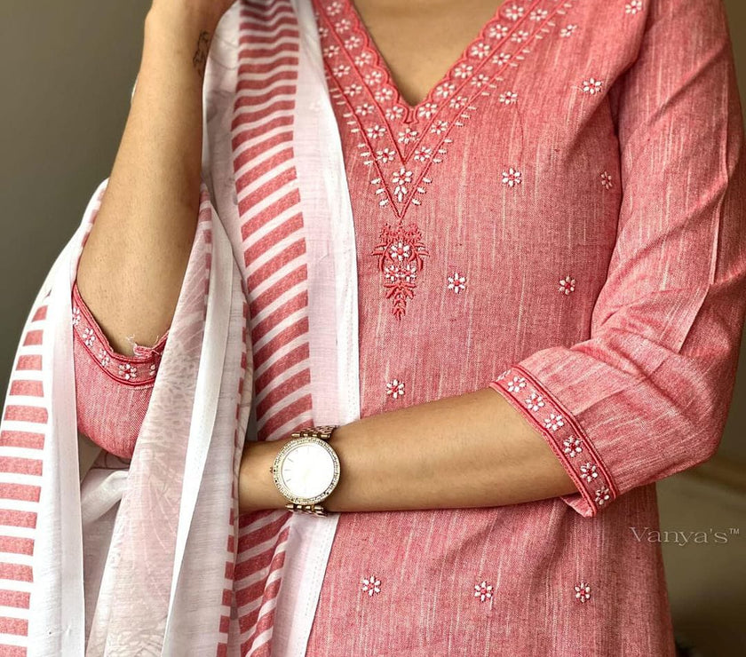 Pinki khadi line