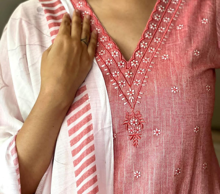 Pinki khadi line