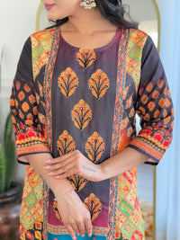 TRADITIONAL PAKISTANI WEAR