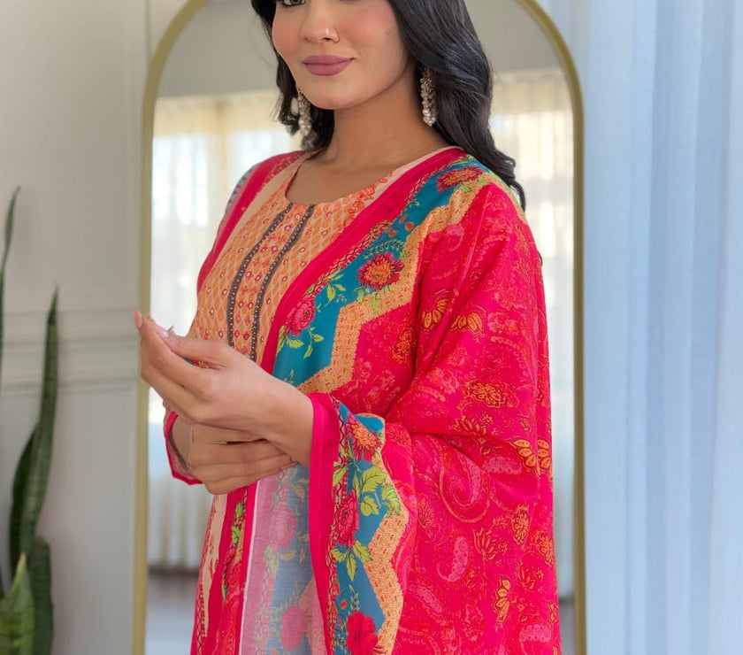 TRADITIONAL PAKISTANI WEAR