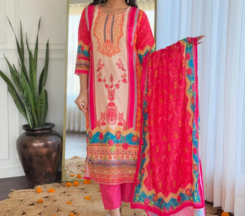 TRADITIONAL PAKISTANI WEAR