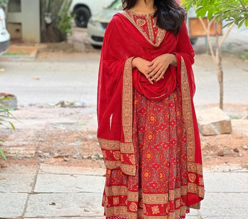 RED MAROON VOLUMINOUS ANARKALI SUIT SET