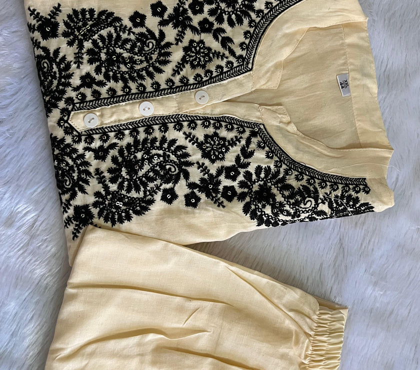 KASHIDAKREATIONS AFGANI PANT SET